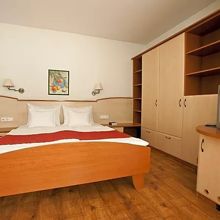 Makar Sport&atrium Pécs