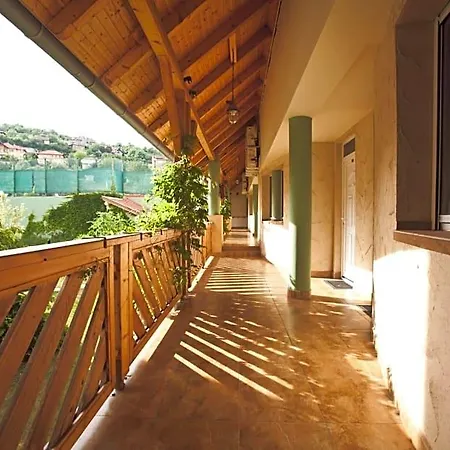 Otel Makar Sport&atrium Peçuy