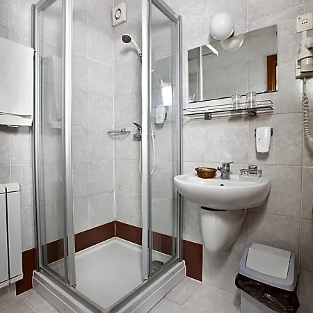 Makar Sport&atrium Peçuy