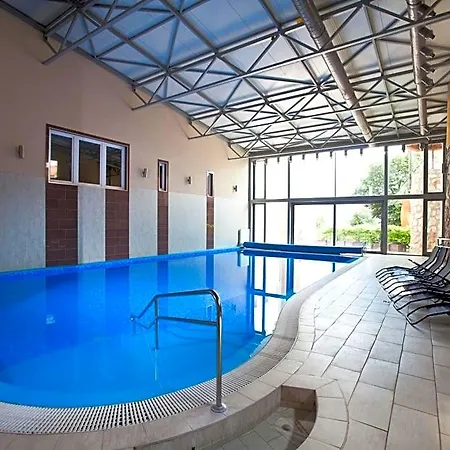 Makar Sport&atrium Szálloda 3*