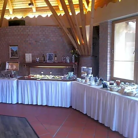 Otel Makar Sport&atrium Peçuy